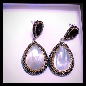 💙Mother of pearl earrings 5🌟